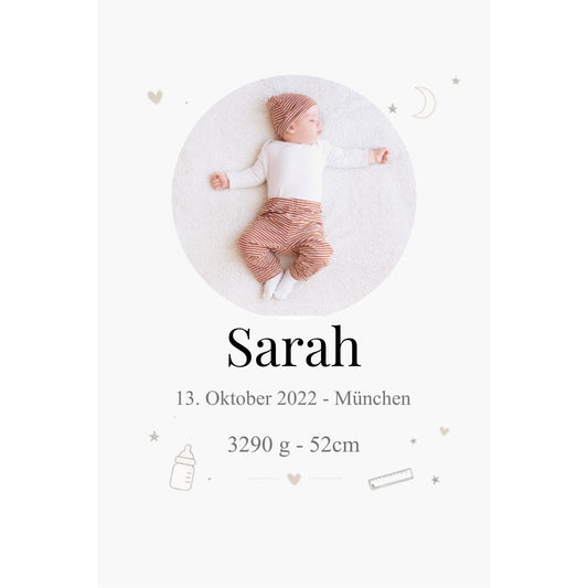 Baby Geburts Schild Modell Sarah – Minimalistisch & personalisiert
